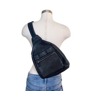 Vintage Nine West Black Medium Size Leather Bag Everyday Casual Wear Two Ways